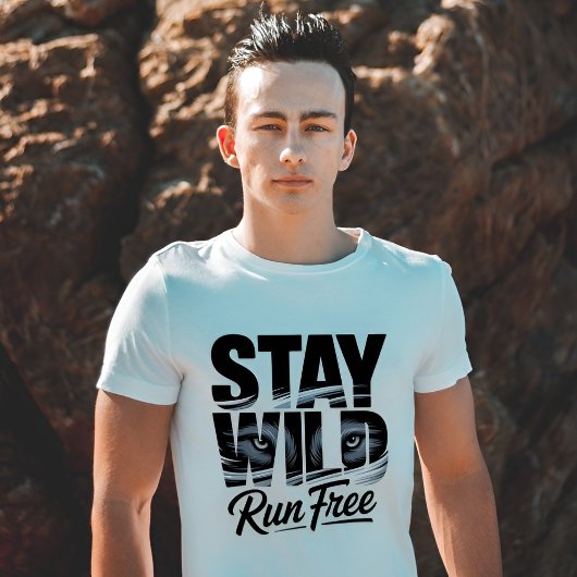 Blijf wild Run Free Wolf Eyes Wilderness Adventure T-shirt