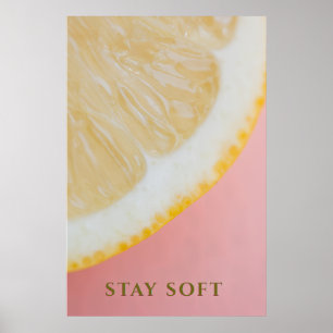 Blijf Zacht: Minimalistische Citrus & Pastelroze K Poster