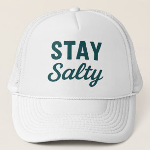 Blijf Zout   Teal Blauwe Kust Surfgrafiek Strand Trucker Pet