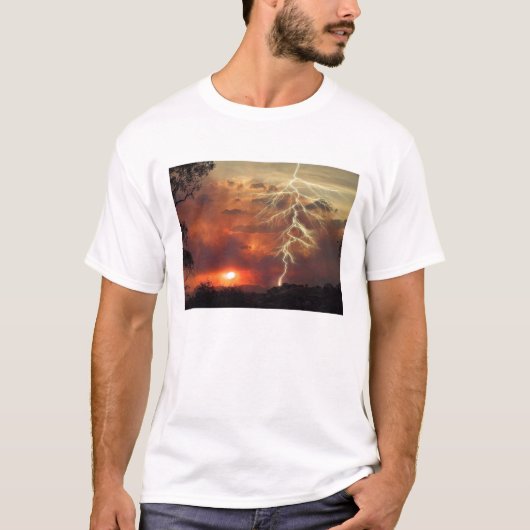 bliksem bij zonsondergang t-shirt (Voorkant)