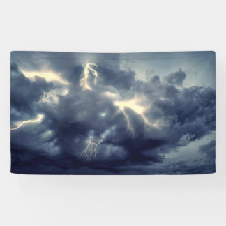 Bliksemflitsen tijdens storm spandoek