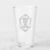 BLM Black Lives Are Critical (B&W) Glas (Achterkant)