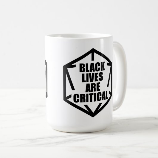 BLM Black Lives Are Critical (B&W) Koffiemok (Voorkant rechts)