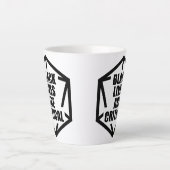 BLM Black Lives Are Critical (B&W) Latte Mok (Voorkant)