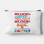 Bloed is dikker dan water maar mazelen etui (Voorkant)