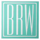 Bloed modern 3 Initialen monogram | White on Aqua Tegeltje<br><div class="desc">Classy, vet en modern.</div>