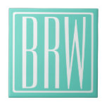 Bloed modern 3 Initialen monogram | White on Aqua Tegeltje<br><div class="desc">Classy, vet en modern.</div>
