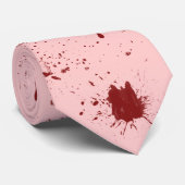 Bloederige Stropdas (Opgerold)