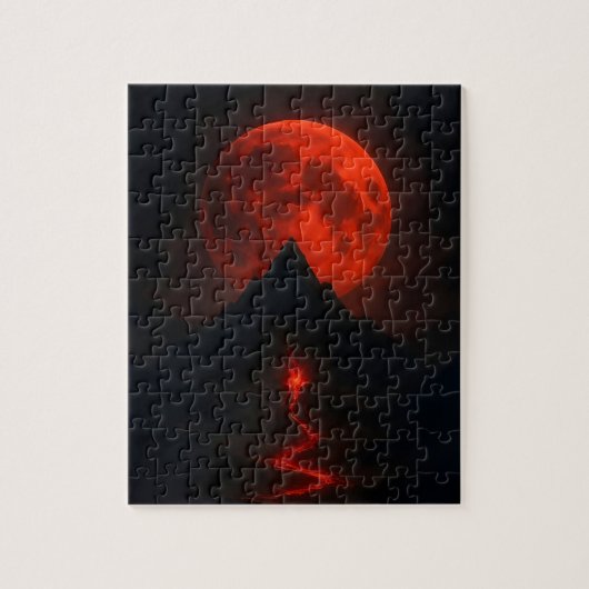 Bloedmaan boven de vurige berg legpuzzel (Verticaal)