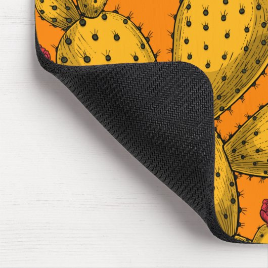 Bloedopuntia in geel muismat (Hoek)