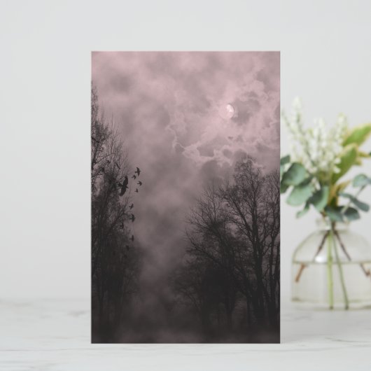 Bloedrode hemd met Ravens Briefpapier (Staand voorkant)