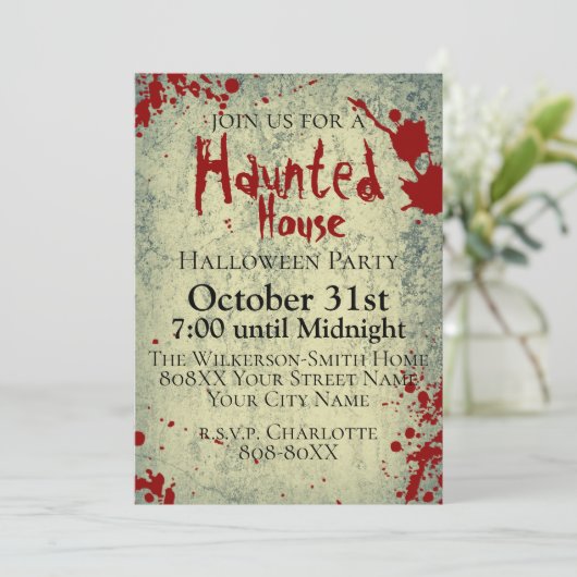 Bloedspatten op betonnen Griezelige Halloween Kaart (Staand voorkant)