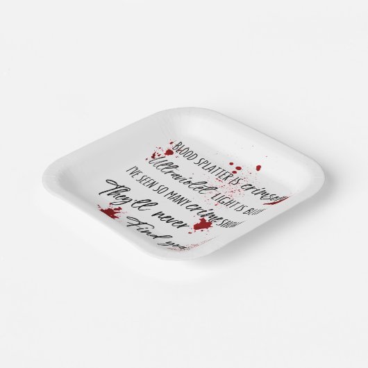 Bloedvlekken zijn karmozijnrood | Donkere moordmys Papieren Bordje (Gebogen)