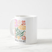 Bloei als je bent Boho Floral Inspirerend Quote Koffiemok (Voorkant links)
