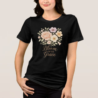 Bloei met gratie | Elegante Vrouwelijke Bloemkunst Tri-Blend Shirt