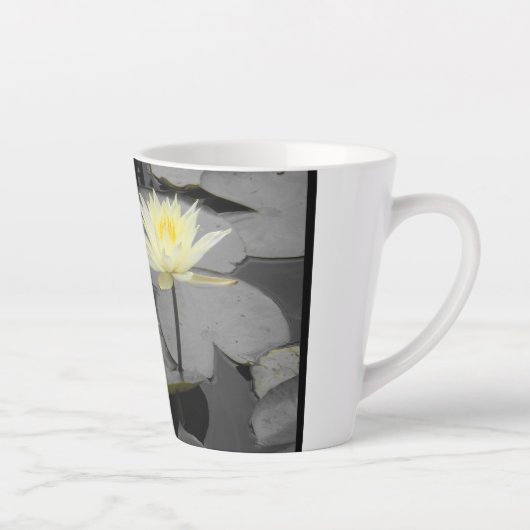 Bloei voorbij het Lijst Latte Mok (Rechts)