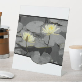 Bloei voorbij het Lijst Reclamebord Met Voetstuk