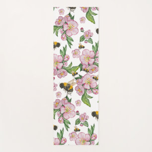 Bloeiende appelboomgaard met bijen aquarel tekenin yogamat