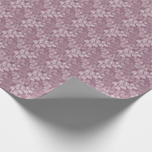 Bloeiende bladsilhouetten Gentle Serenity Plum Cadeaupapier (Hoek)