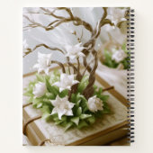 Bloeiende boom groeien uit een boek Notitieboek (Achterkant)