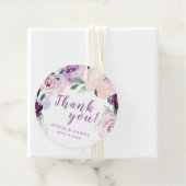 Bloeiende botanische paarse bloem dank je bedankjes labels (In situ)