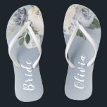 Bloeiende botanische stoffige blauwe gepersonalise teenslippers<br><div class="desc">Waterverf botanische bloemen en groen in zacht geel,  stoffig blauw en grijs,  elegant en romantisch,  grote gepersonaliseerde geschenken voor bruid</div>