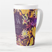 Bloeiende mystieke bloemenmonogram bruin latte Mok (Rechterhoek)