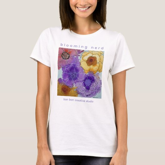 Bloeiende Nerd & Bloemen T-shirt (Voorkant)