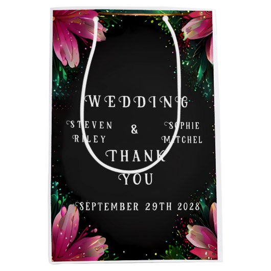 Bloeiende Romance: een volledig bloemenbruiloftsth Medium Cadeauzakje (Voorkant)