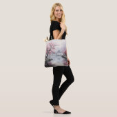 Bloeiende Sakura Garden Traditioneel Tote Bag (Op model)