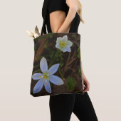 bloeit in het wit tote bag (Dichtbij)