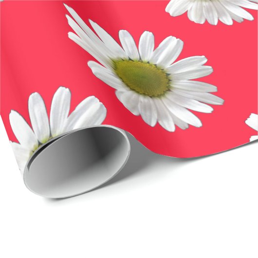 Bloem bloemendruk madeliefjes op rood roze cadeaupapier (Rol Hoek)