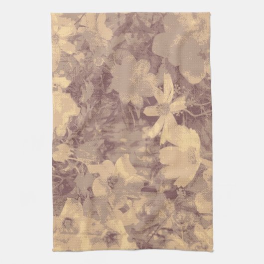 Bloem- en bladcamouflage op beige theedoek (Verticaal)