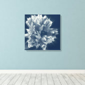 bloem in de nacht canvas afdruk (Insitu (Houten vloer))