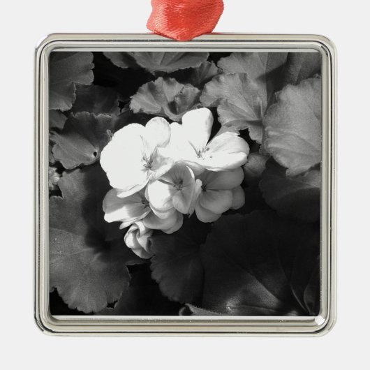 Bloem in zwart-wit metalen ornament (Voorkant)