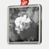 Bloem in zwart-wit metalen ornament (Links)
