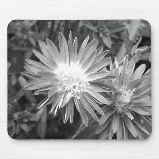 Bloem in zwart-wit muismat (Voorkant)