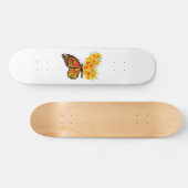 Bloem vlinder met gele Californische pap Persoonlijk Skateboard (Horizontaal)
