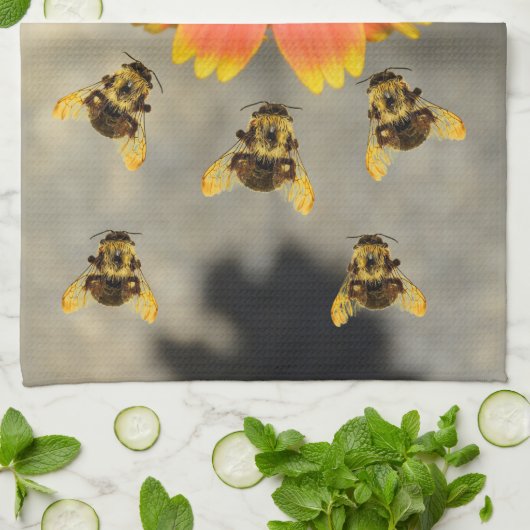Bloembijen en Oranje Gaillardia Zonnebloemen Theedoek (Gevouwen)