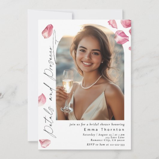 Bloemblaadjes en Prosecco minimalistisch Foto Vrij Kaart (Voorkant)