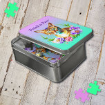bloemblaadjes en Spint Schattigee kat en  bloemen Puzzel<br><div class="desc">waterverf stijl ai art met een schattige tabby kat omringd door roze en paarse bloemen. Er staat: "Petals n Spint".</div>