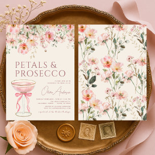 Bloemblaadjes & Prosecco Blush Roze Bruidsuitnodig Kaart