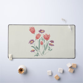 Bloemboeket delicate bloemstukken bureaumat