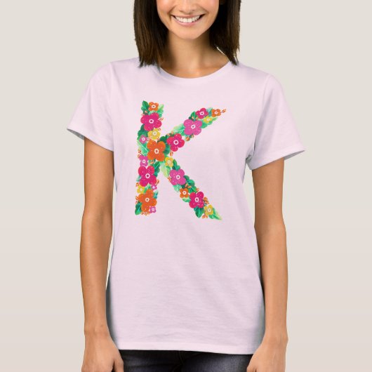 Bloembrief K vrouw basic T-shirt (Voorkant)