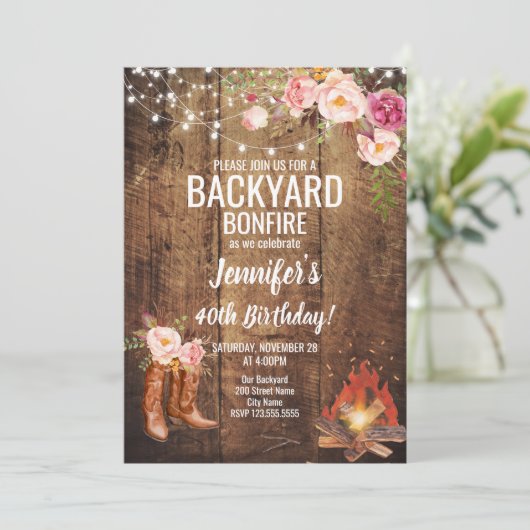 Bloemen Achtertuin Bonfire Verjaardagsfeest Kaart (Staand voorkant)