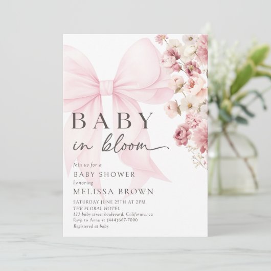 Bloemen Baby in Bloom Bow Baby shower Uitnodiging (Staand voorkant)