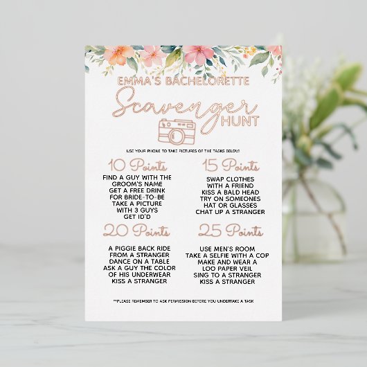 Bloemen Bachelorette Scavenger Hunt Game Bridal Folie Uitnodiging (Staand Voorkant)