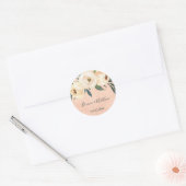 Bloemen Beige Blush Peach Wedding Favors Classic Ronde Sticker (Envelop)