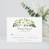 Bloemen Beige Wit Groen Elegant Crest RSVP Kaart (Staand voorkant)