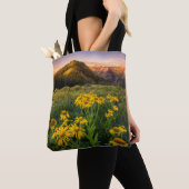 Bloemen | Bergbeemdommen Butte Colorado Tote Bag (Dichtbij)
